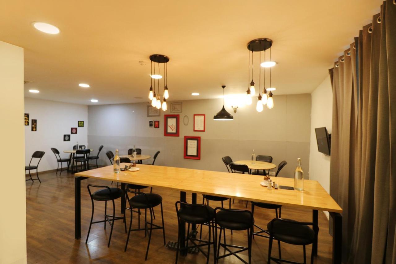 Fabhotel The Glory Γκουργκάον Εξωτερικό φωτογραφία