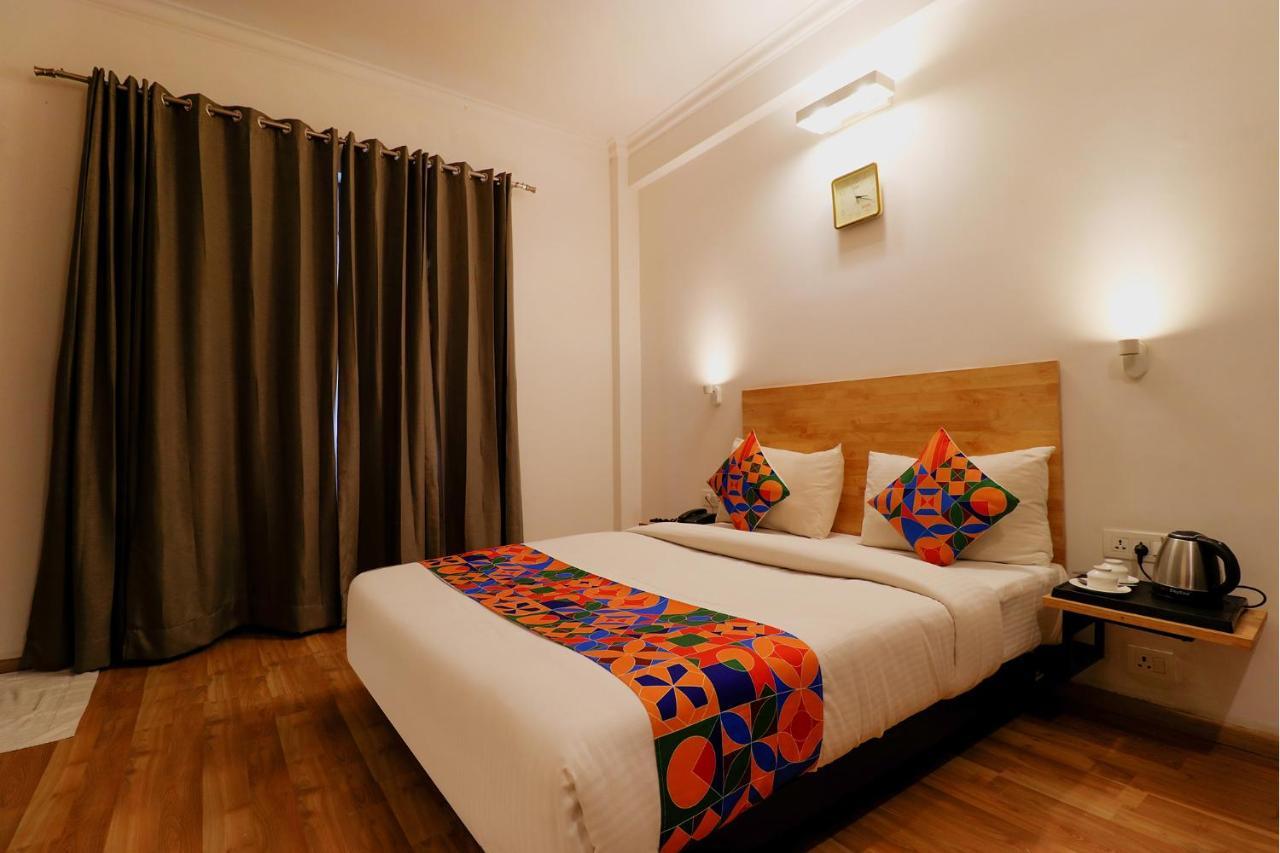 Fabhotel The Glory Γκουργκάον Εξωτερικό φωτογραφία